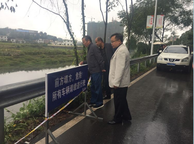 区人大常委会开展代表重点建议督办会