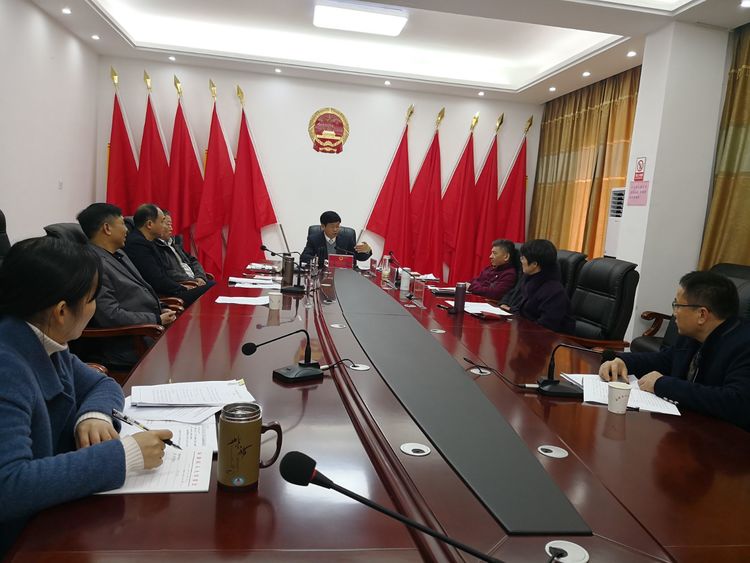 区人大常委会党组召开2017年度民主生活会